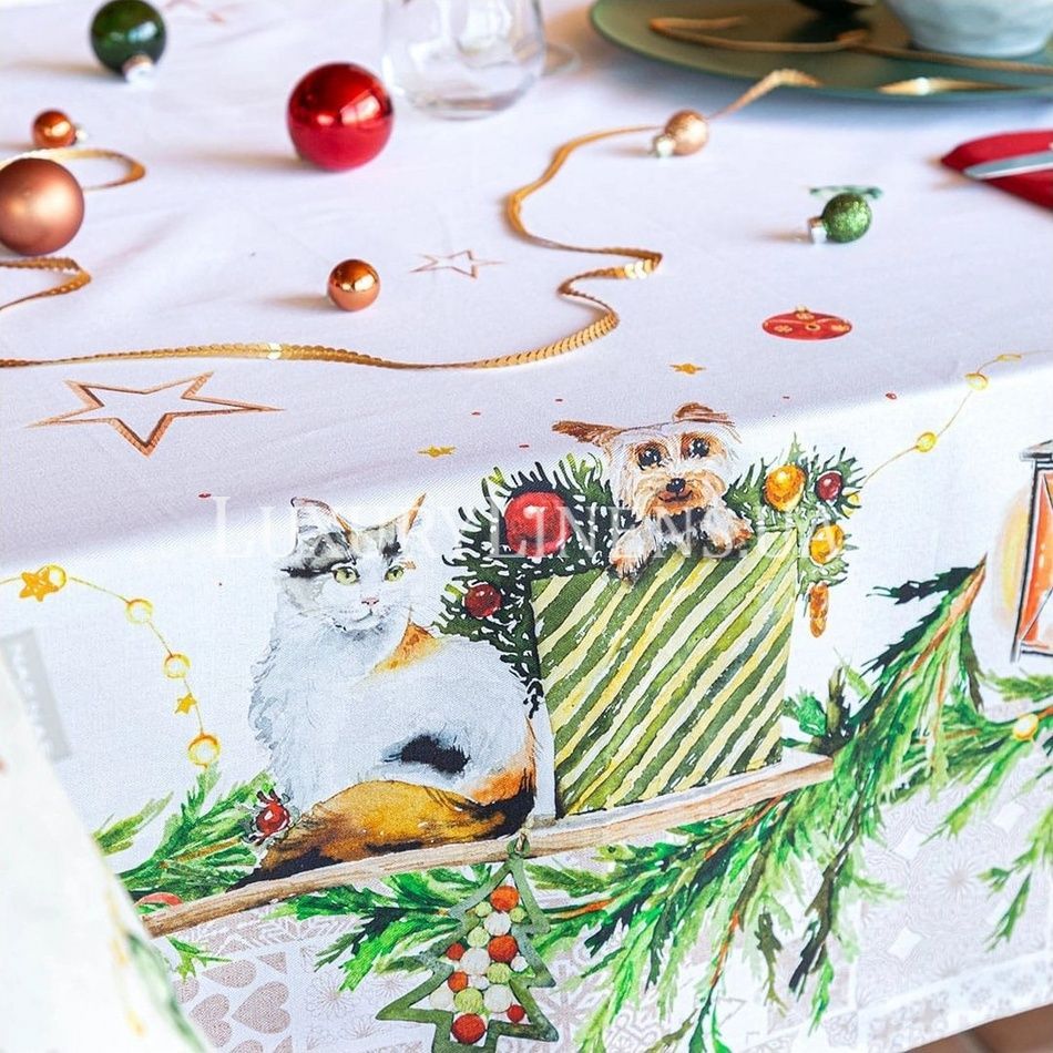 Скатертина NAF NAF Puppies Xmas 150x150 50-UNICO 100% бавовна 82937 фото